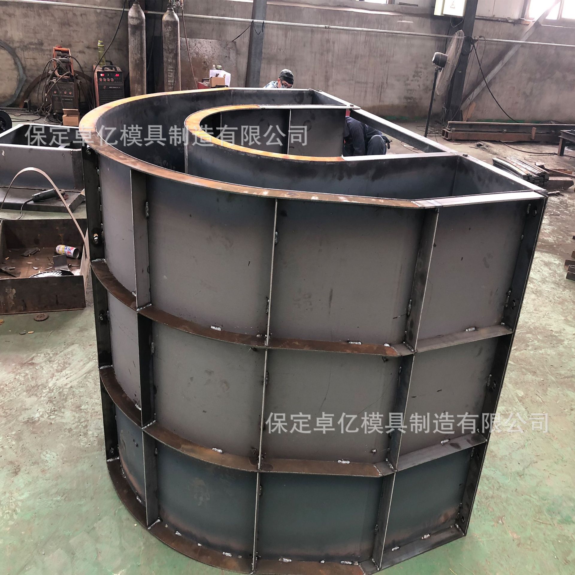 石油管道配重块模具 马鞍式配重块压重块模具 配重块钢模具