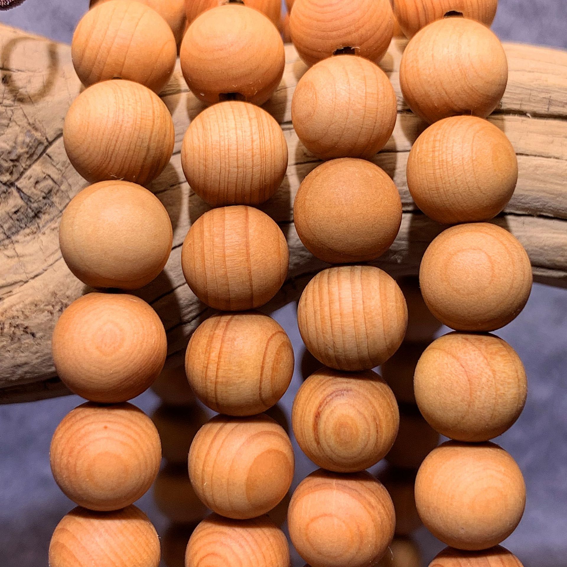 专供地摊货源 太行山崖柏 108颗佛珠手串 创意文玩念珠手链饰品