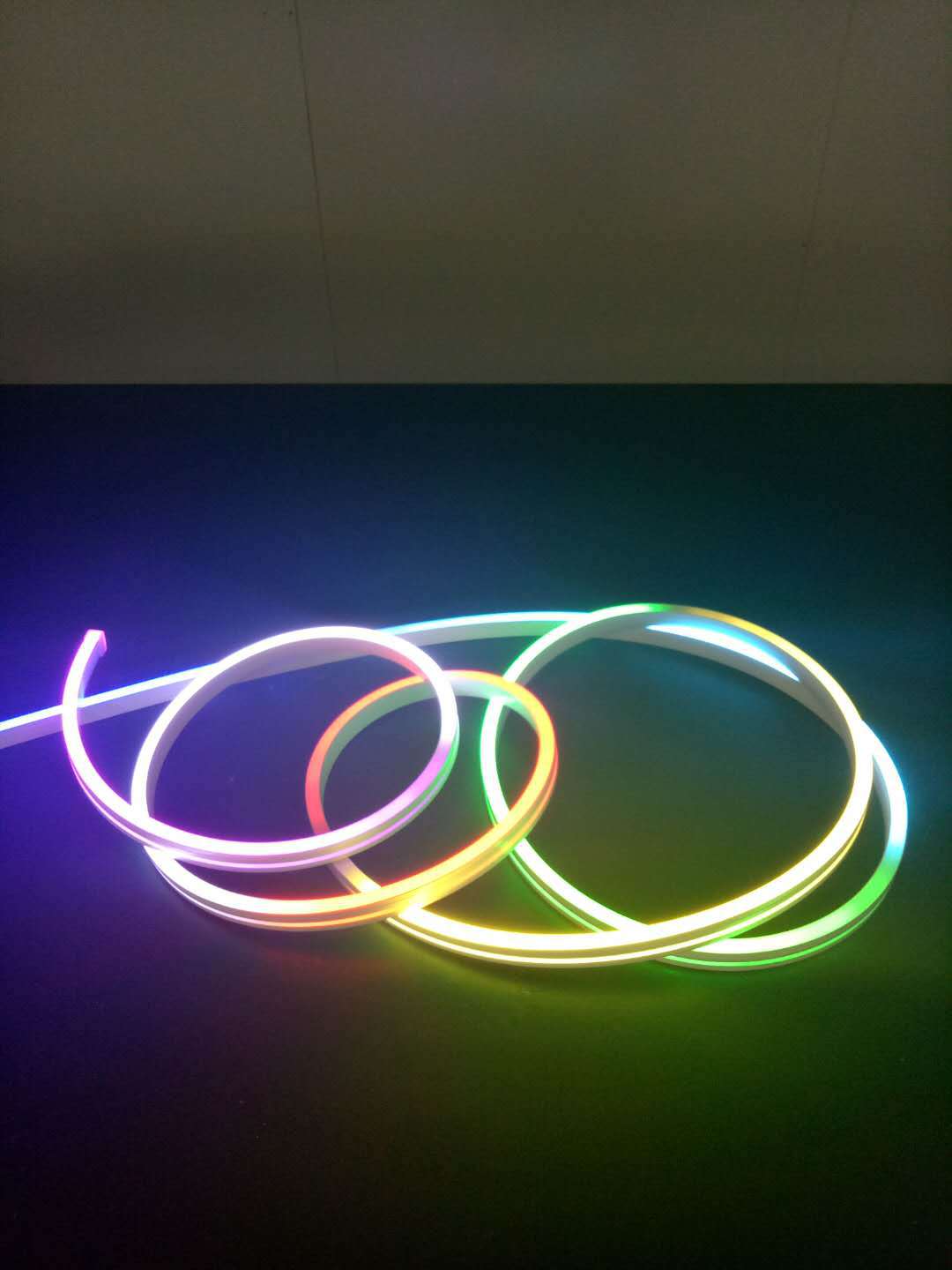 12v 24v 5050 ws2811 gs1903 16703硅胶幻彩灯带户外幻彩霓虹灯带