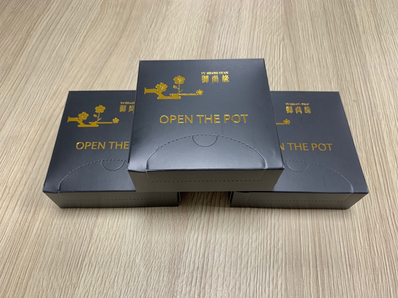 星级酒店方盒纸巾 筷子套订制,哑膜,烫金工艺