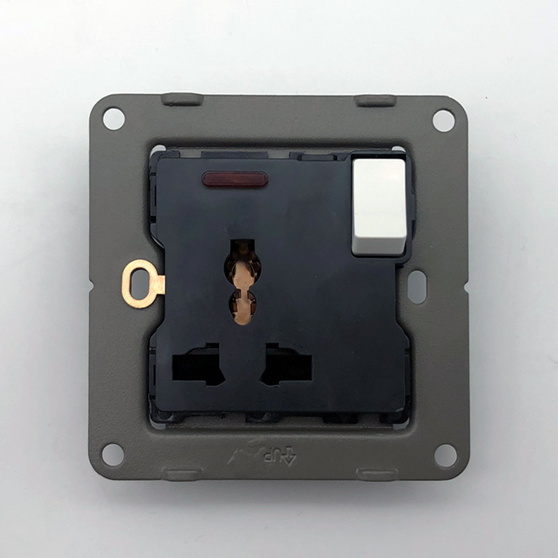 厂家直销多功能三孔插座带开关指示灯 万能孔插座带开关带指示灯