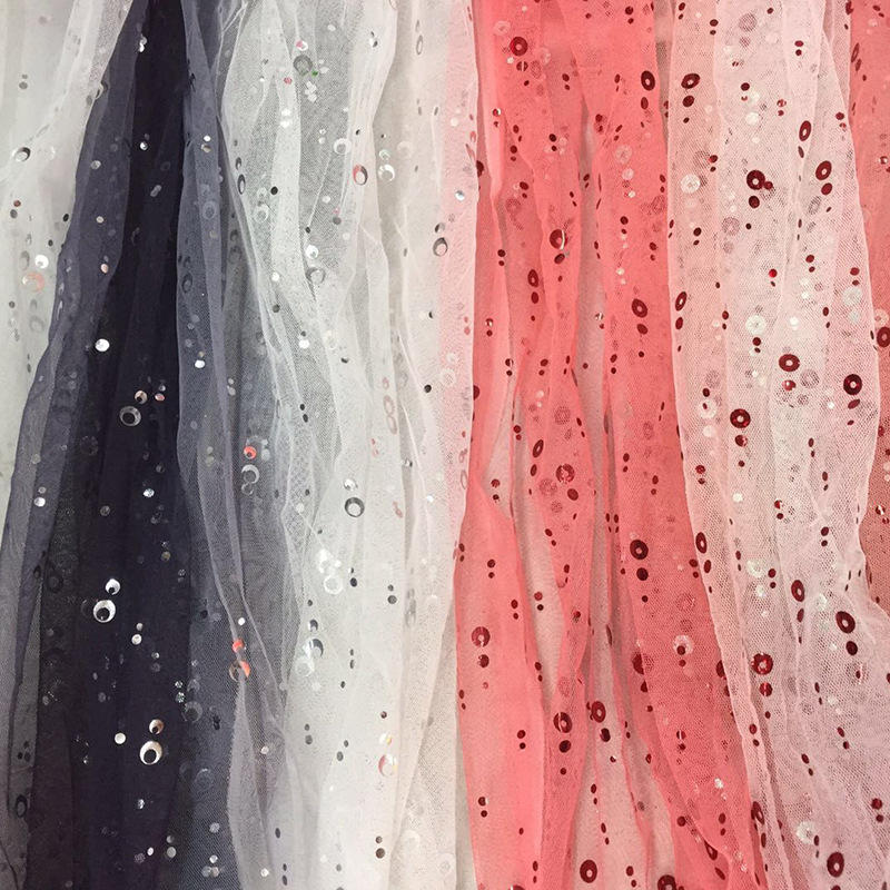 厂家供应 星空纱蕾丝纱亮片网纱布网眼布裙纱女装面料 新款