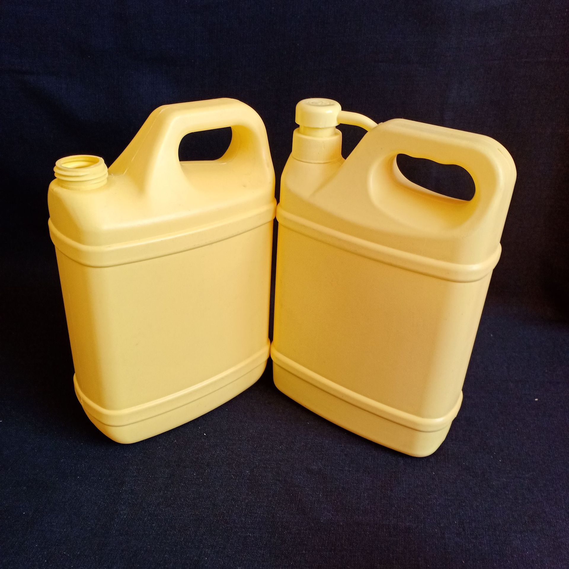 现货供应 1.5升洗洁精桶 塑料瓶 洗涤剂桶 按压泵塑料桶