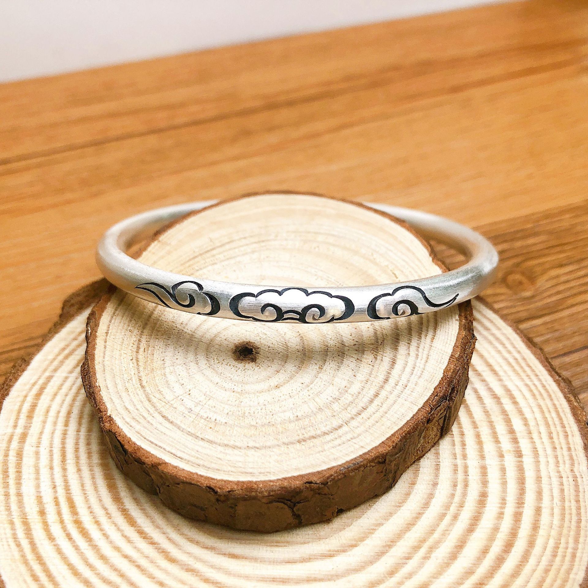 福氏足银999复古泰银圆棍做旧祥云对口纯银男女个性手镯一件代发