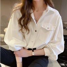 白衬衫女2021秋装新款时尚设计感大众上衣宽松长袖牛仔衬衣