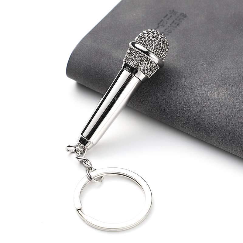 Metal Keychains Simulation Microphone Mouthpiece Keychain Pendant Valentine's Day Gift Creative Keychain Accessories