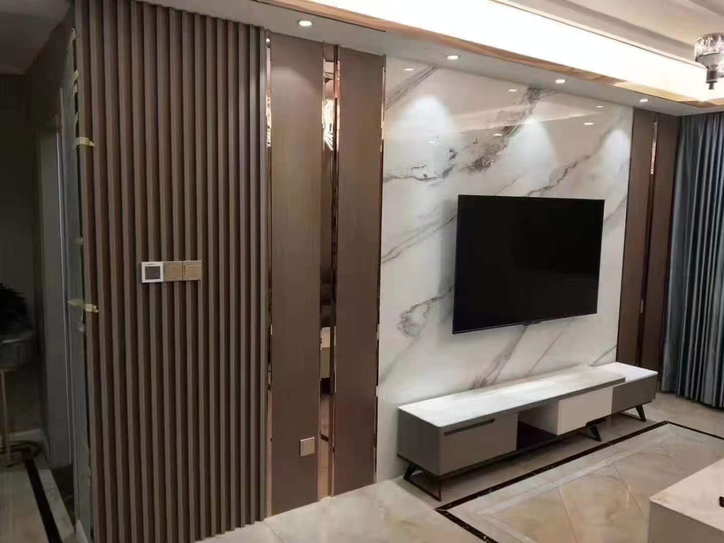 现货供应实木格栅木饰面板定制网红凹凸电视背景墙轻奢长城装饰板