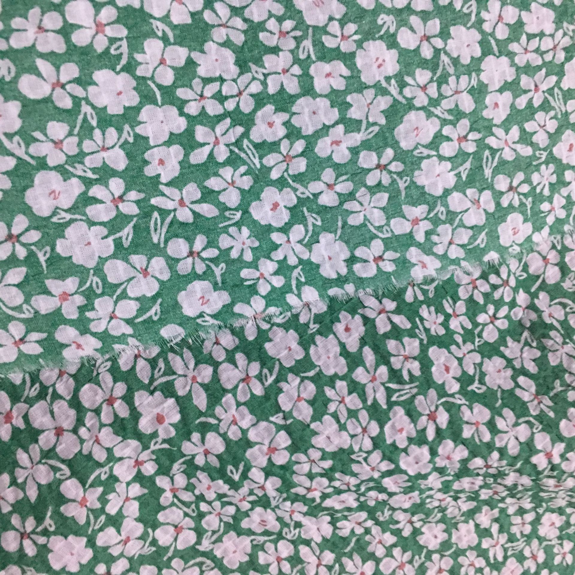 盐缩印花盐缩面料纯棉印花布印花面料全棉面料盐缩印花印花布料