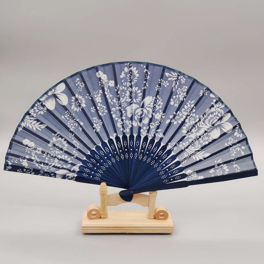 工艺扇子江南水乡特色竹扇兰花布扇 青花瓷扇 古典女扇定制