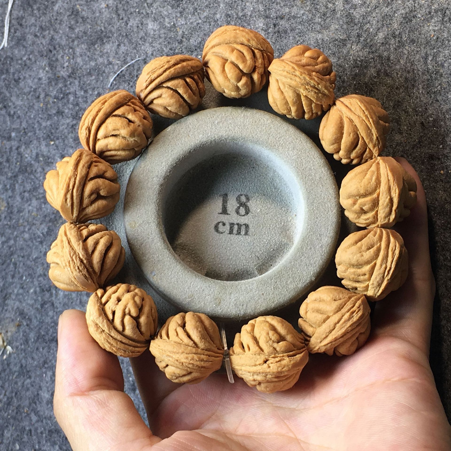 秦岭霸王龙核桃手串龙纹金鱼肚佛珠疙瘩龙