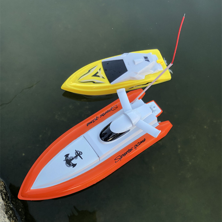 热销遥控船水上玩具电动遥控快艇迷你遥控潜水艇玩具船模跨境玩具