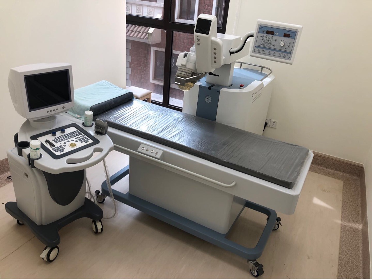 体外冲击波碎石机