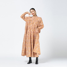 尺码原创暗黑风 2020秋高级橘色花裙蛋糕裙设计感小众品牌连衣裙