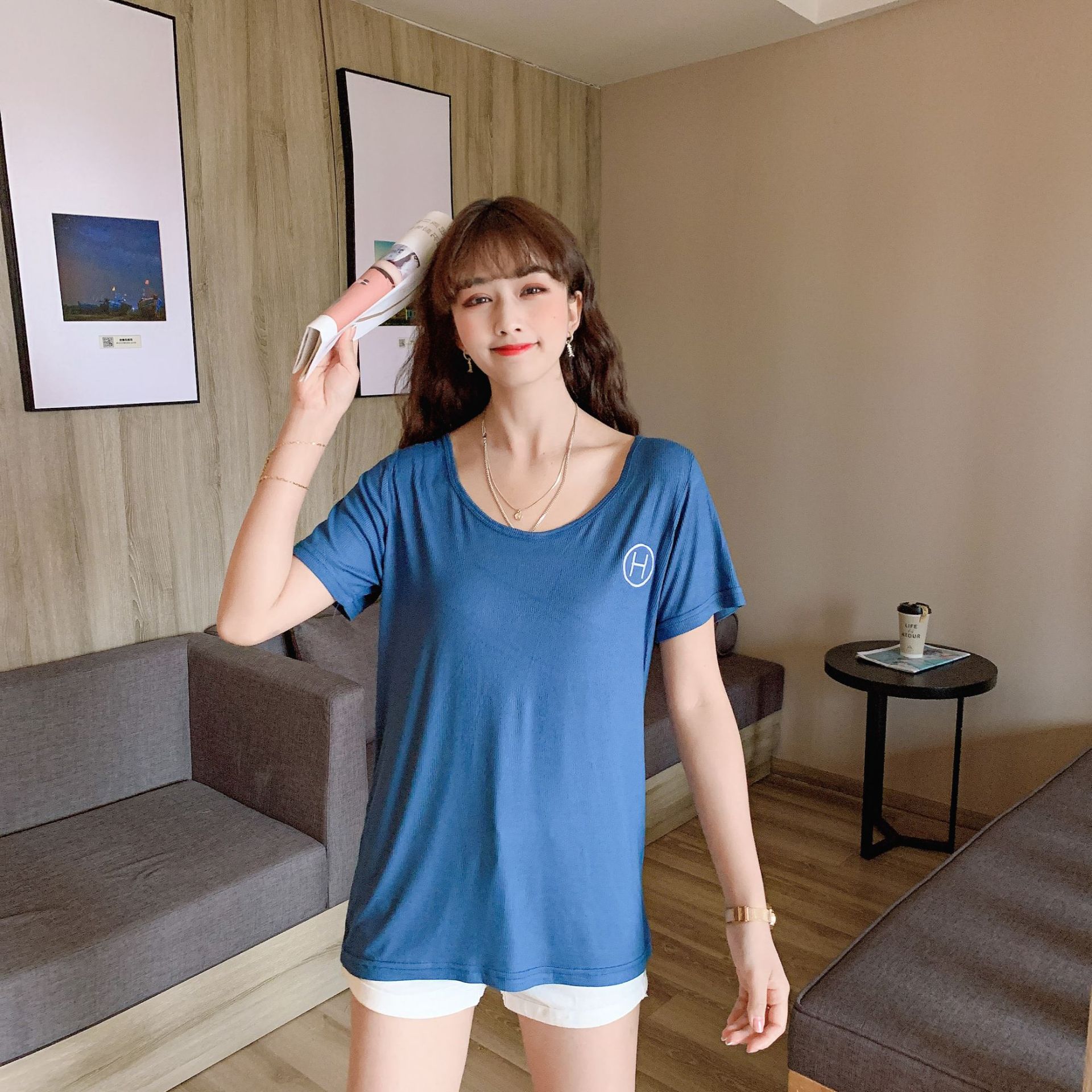 2xl衣长64胸围92肩宽40