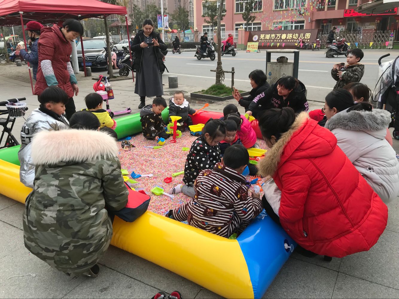 大型充气决明子沙池 加厚加高海洋球组合池 儿童广场游乐玩具包邮