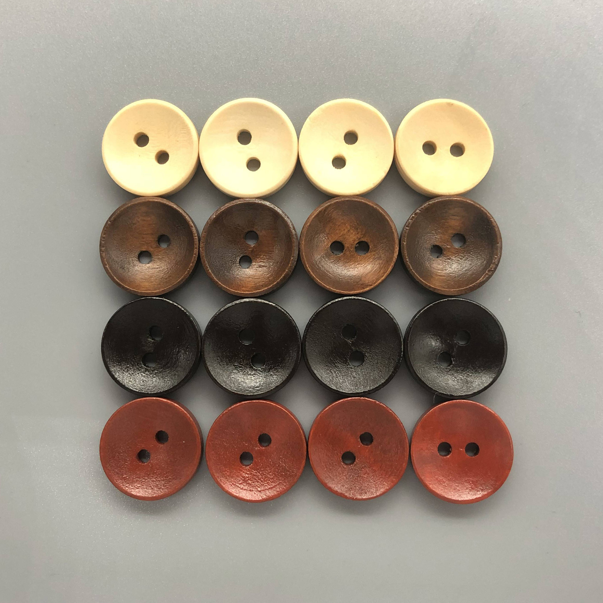 厂商直销圆形天然环保木质纽扣两眼碗型木头扣diy儿童装饰钮扣