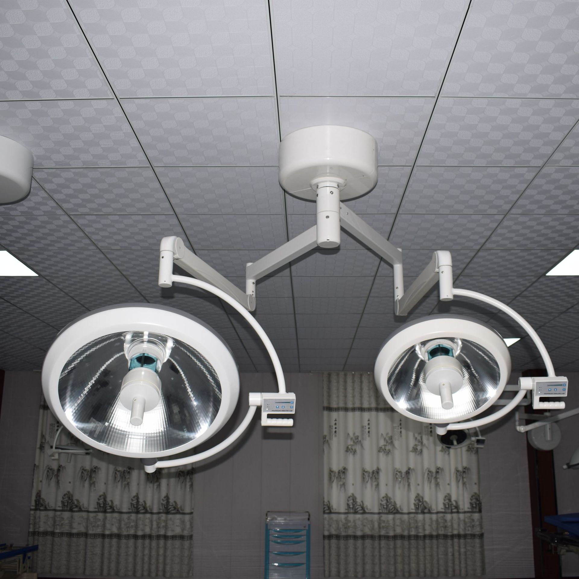 无影灯手术室手术灯led落地手术无影灯立式移动式吊医冷光单孔用