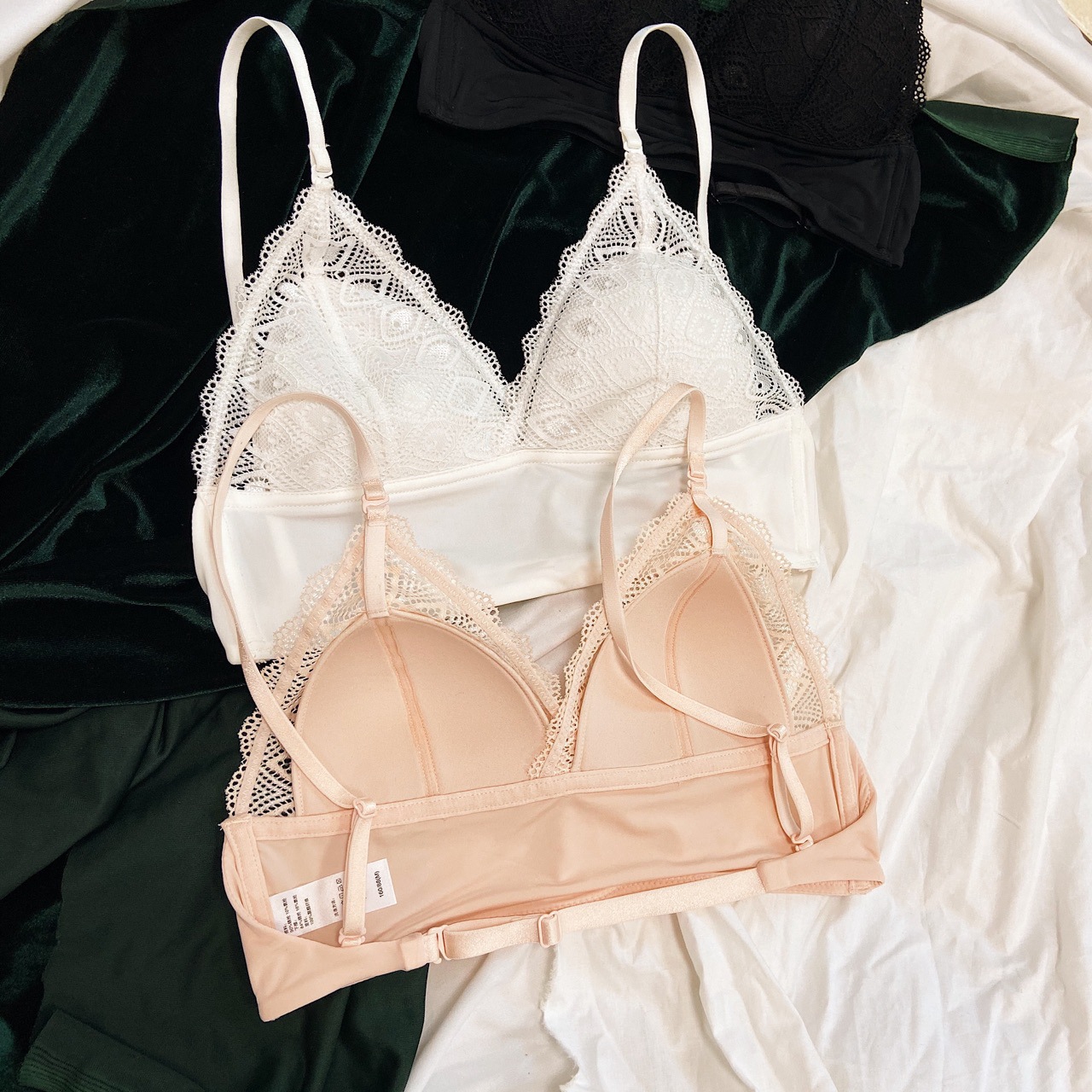 2020新款夏季网红大露背文胸一字带美背三角杯内衣女挂脖无钢圈