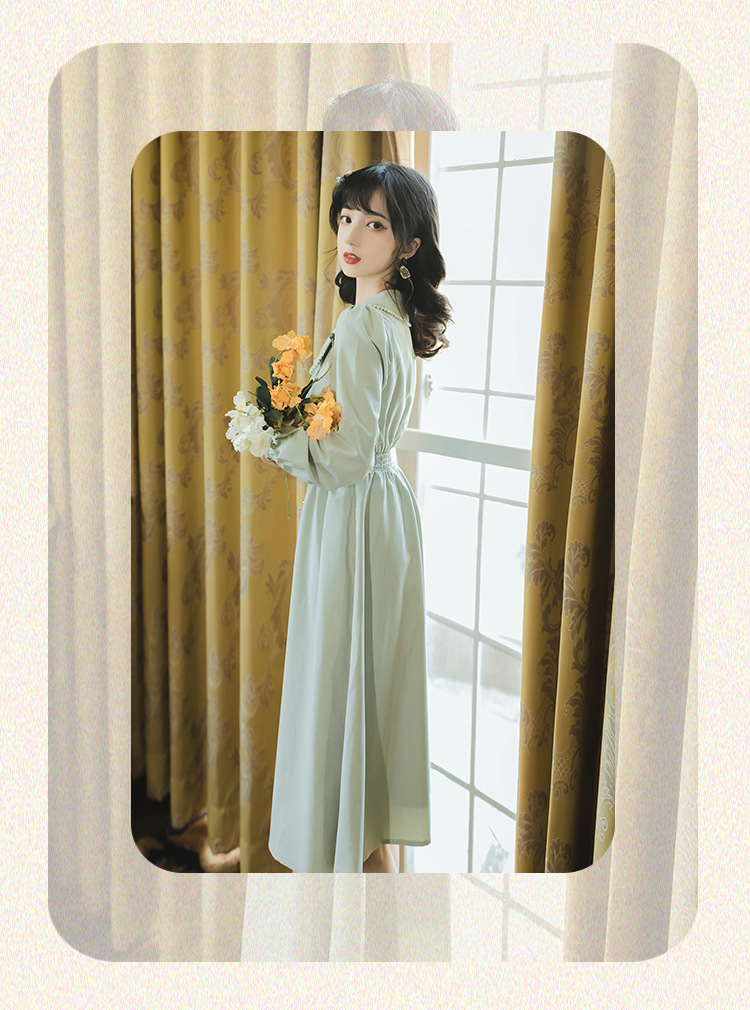 法式复古娃娃领连衣裙女秋冬2020新款设计感小众温柔小个子桔梗裙