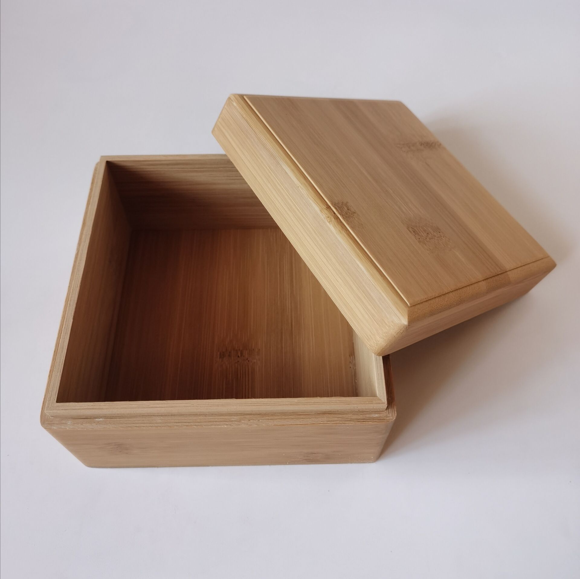 现货包装盒茶饼木盒竹木茶叶盒正方形木盒子实木礼品盒厂家批发