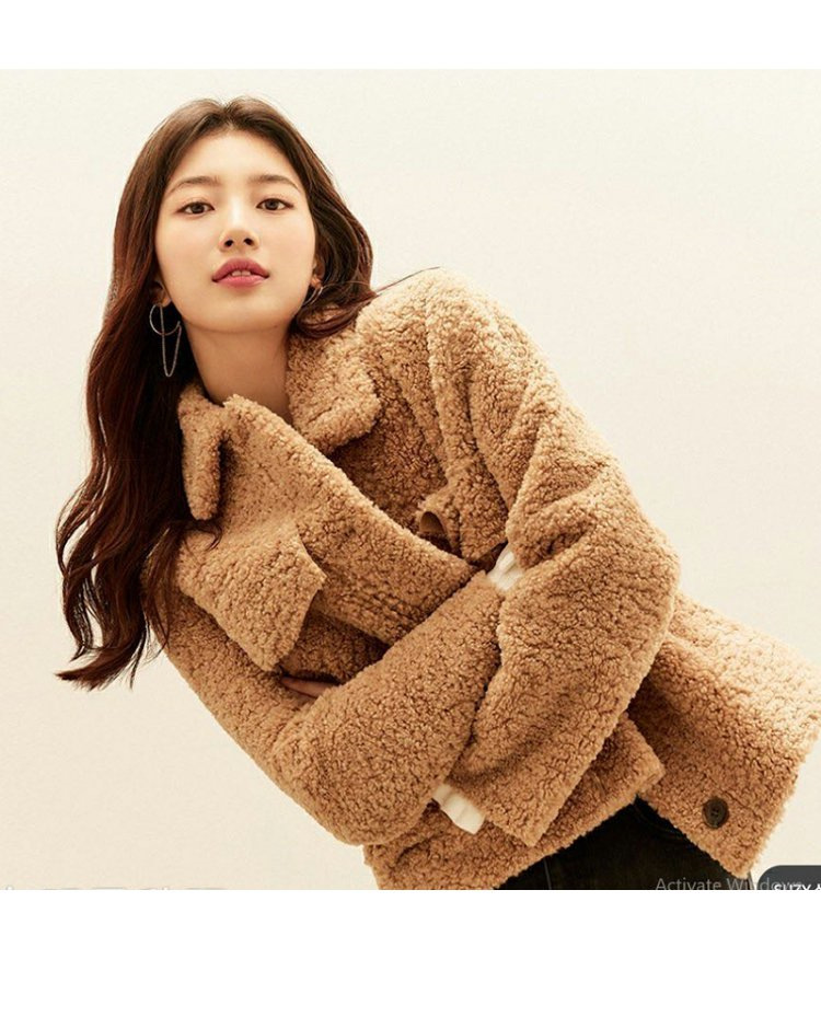 现货裴秀智明星同款加厚宽松皮毛一体短款颗粒鹿皮绒羊羔毛外套女