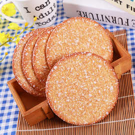 【厂家直销】散装喷雪花饼干7.8斤装麦香大饼批发怀旧代早餐零食