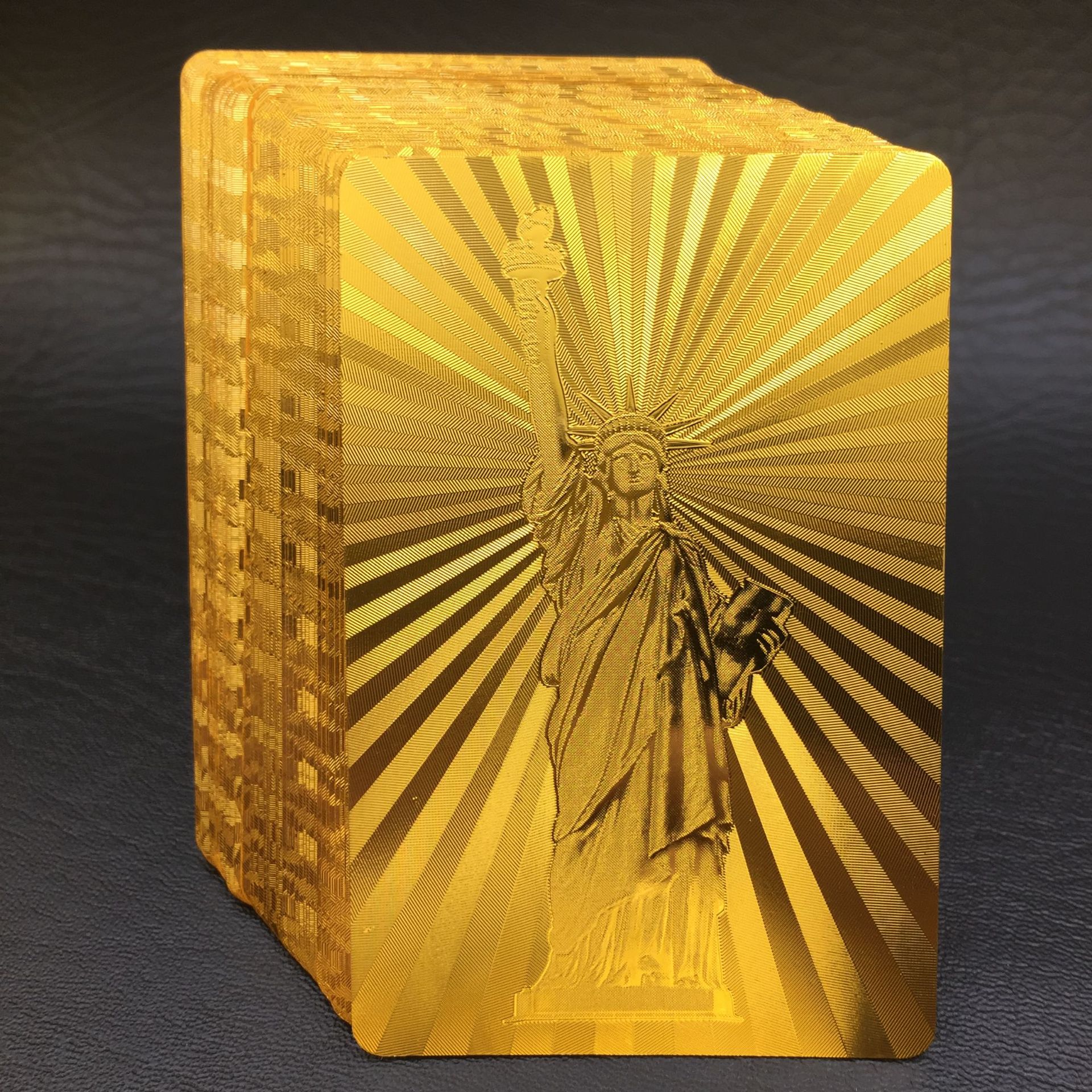 金箔德州扑克牌磨砂休闲游戏卡pvc塑料桌游牌多人娱乐卡牌批发