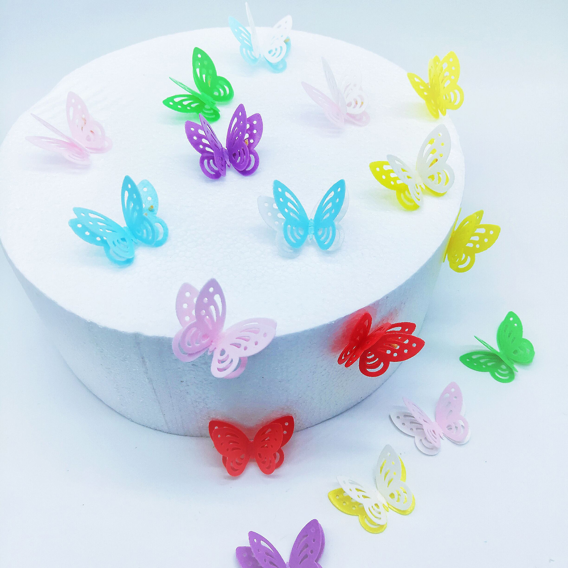 100件深圳市宝安区石岩新里香食品包装原料商行5年食用糯米纸蝴蝶威化