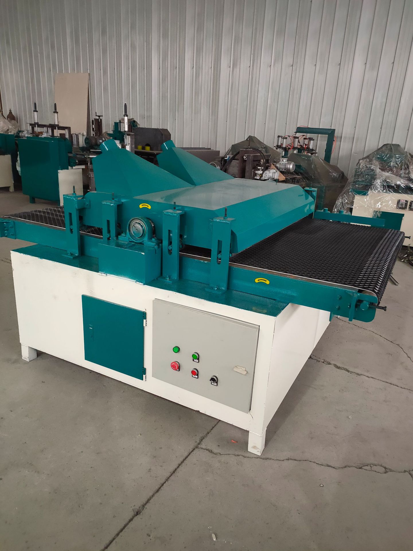 1300型板式多片锯多层板裁板锯宽板材开料剧型号可定制