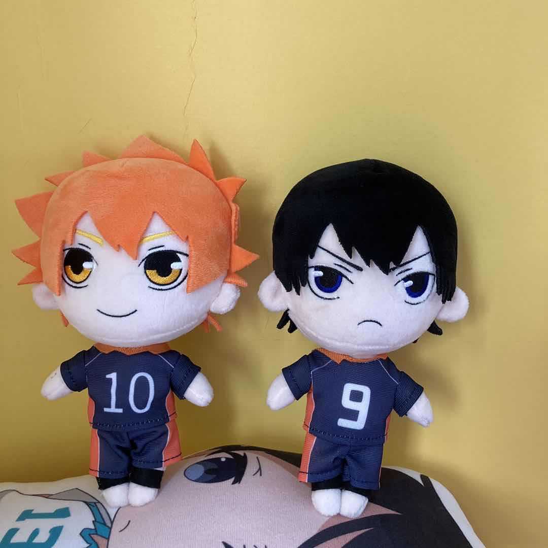 动漫排球少年毛绒公仔日向翔阳影山飞雄送朋友可定制现货批发