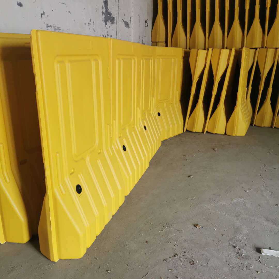 塑料水马围挡隔离挡板门板式注水路障 市政道路施工1.8米安全围栏
