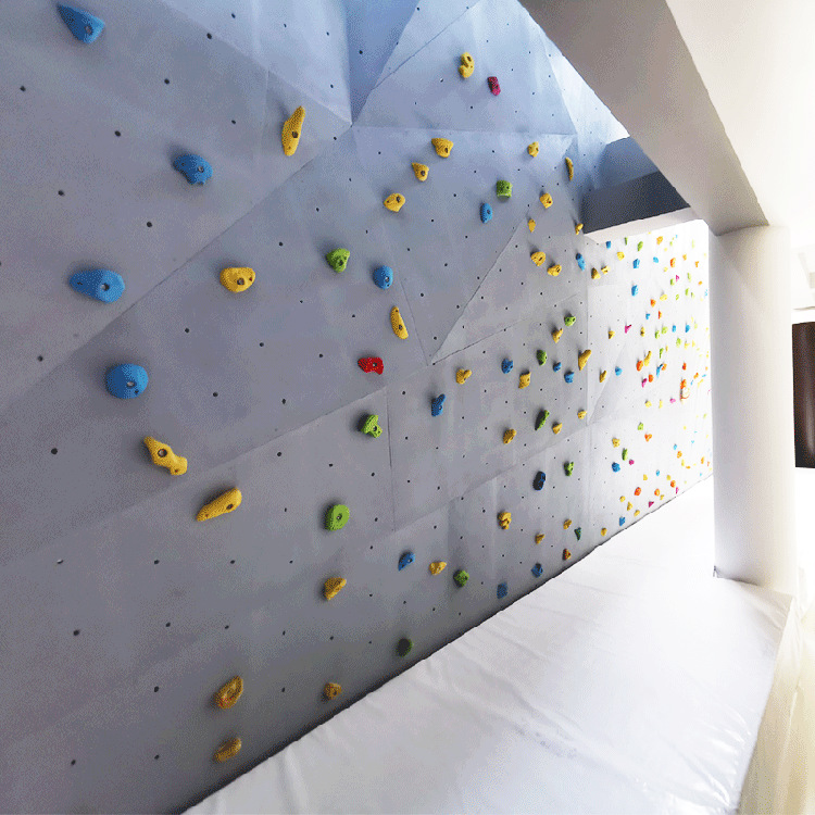 室内攀岩墙儿童家用家庭攀岩墙玻璃钢攀岩板树脂岩点支点抓手定制