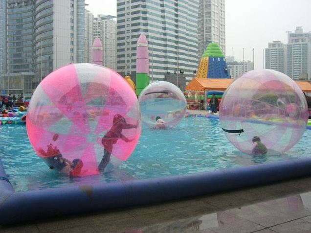 乐飞洋 水上充气步行球水晶球碰碰球滚滚球 充气水上乐园模型玩具