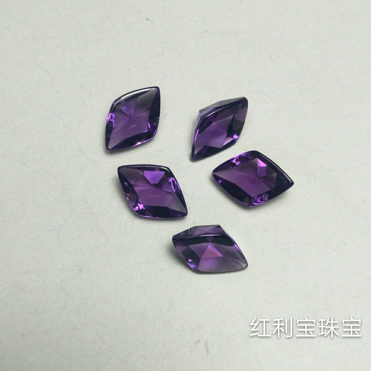 番禺有来厂家直销天然紫水晶特殊工艺菱形裸石戒面全净晶体可拼花