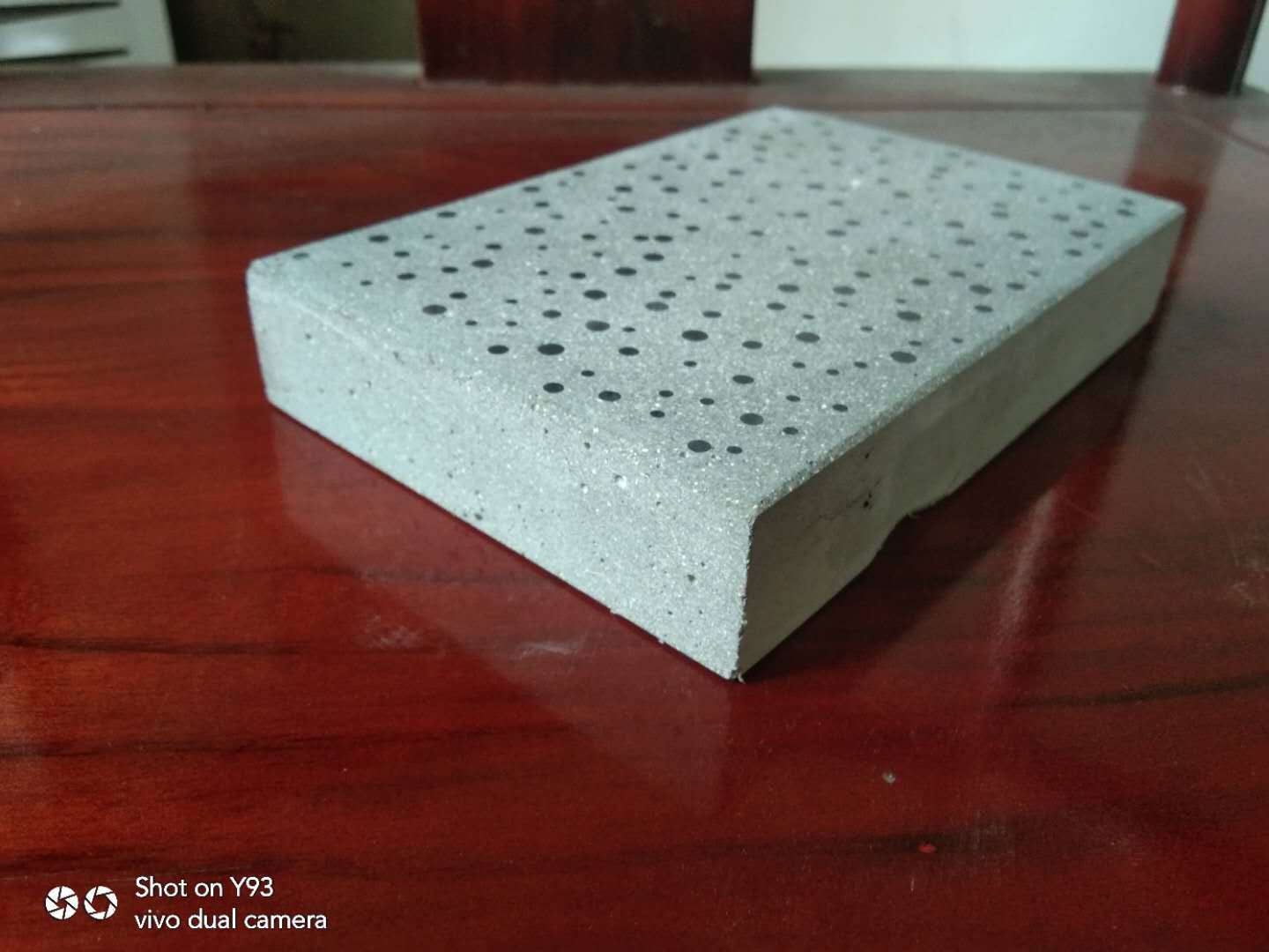 水泥混凝土装饰板 特殊建筑建材灰色外墙墙体装饰隔断透光清水板