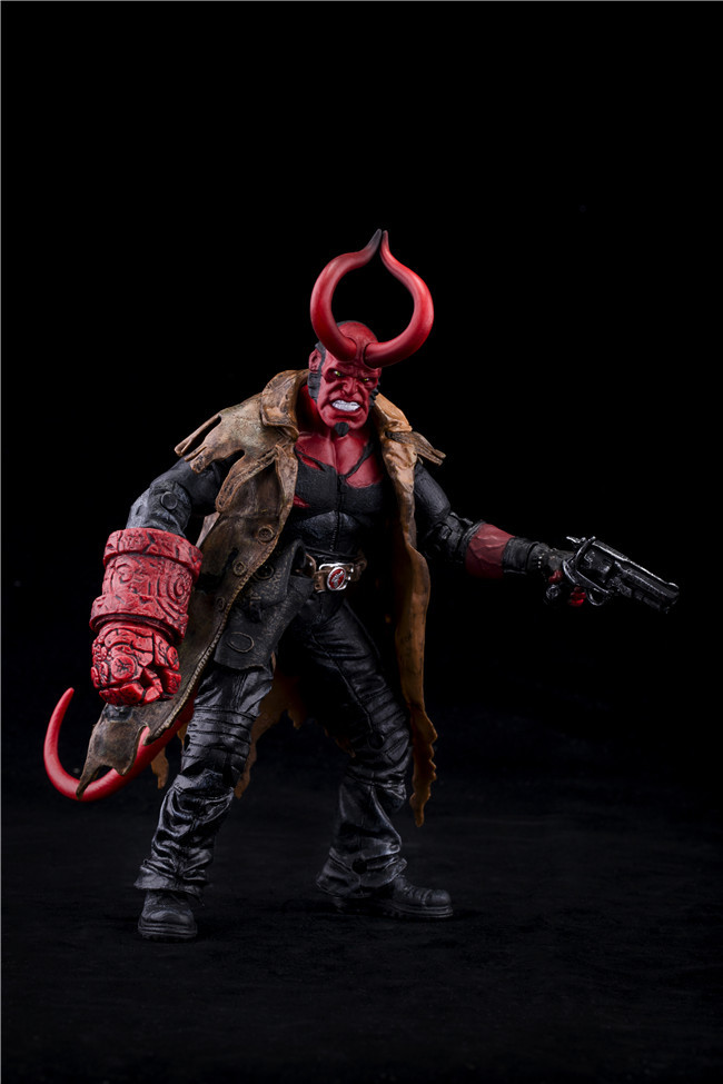 科幻电影动漫hellboy地狱男爵手办可动人偶1代a款卡装玩具
