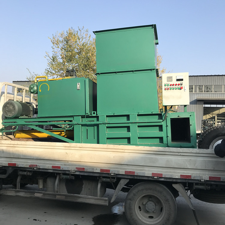 稻草稻壳饲料压块机 云南干草液压打包机 自动牧草液压包机