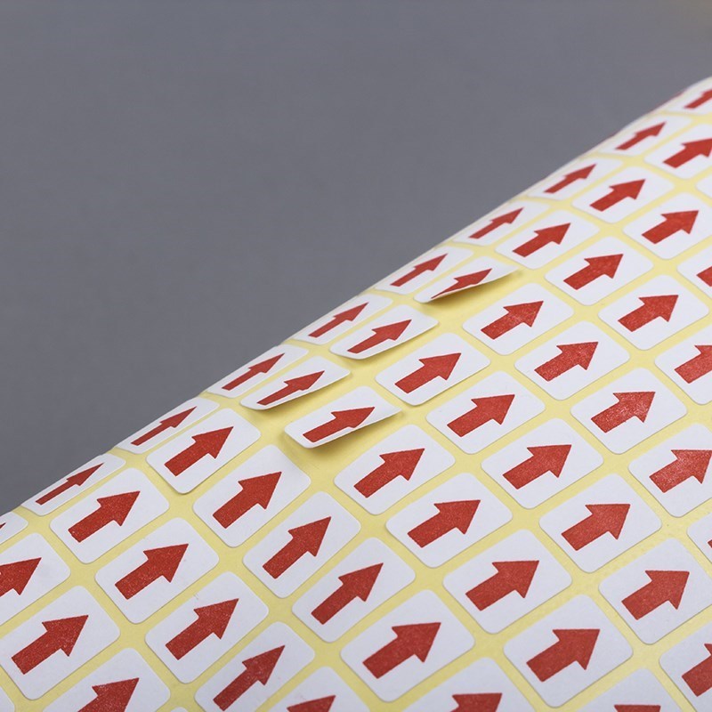 不干胶标签贴纸自粘性标签纸箭头标签纸红色剪头贴方向贴