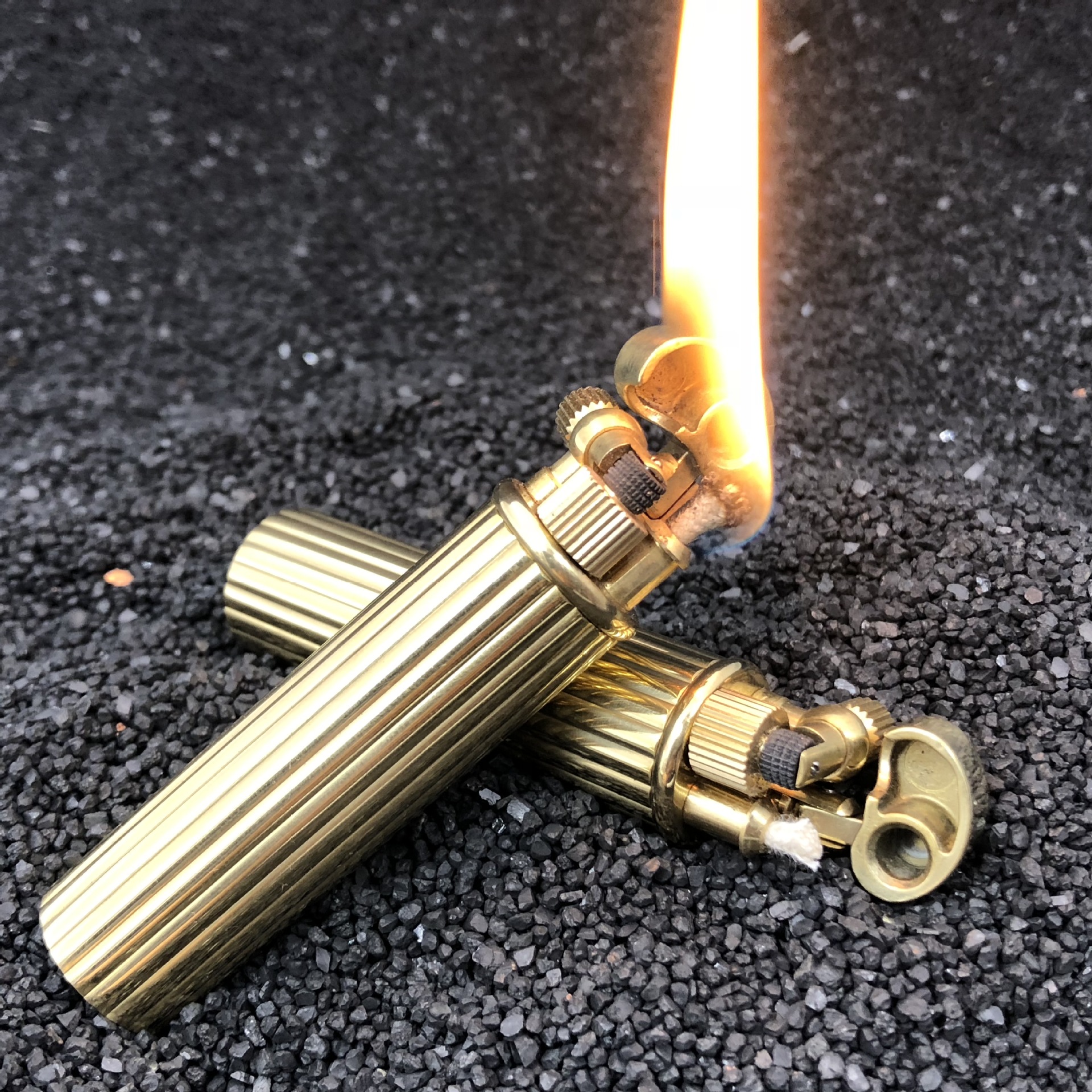 口红7cm圆柱抬臂煤油打火机密封防风复古收藏手工纯铜抬臂打火机