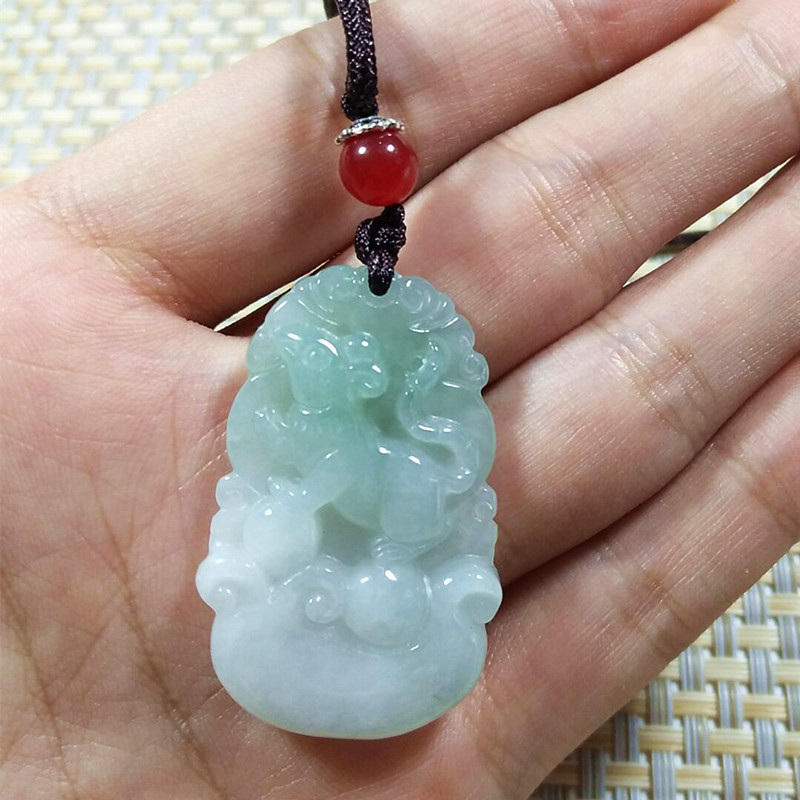 心玉行十二生肖玉佩鼠牛虎兔龙蛇马羊猴鸡猪狗翡翠吊坠男女款项链