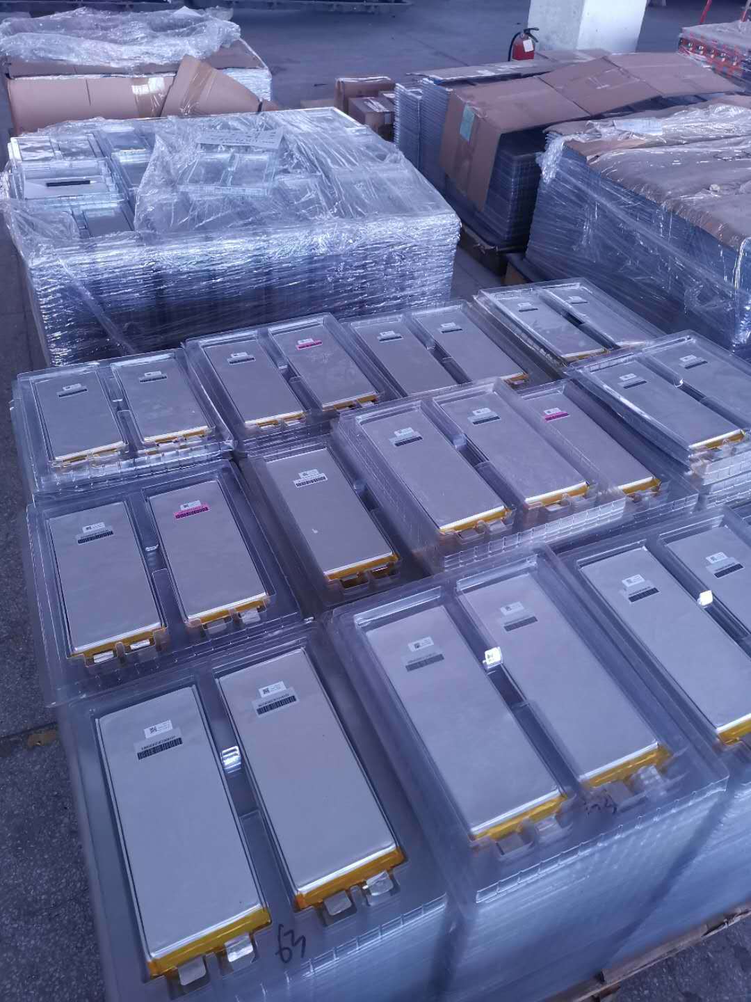 鹏辉20ah铁锂软包动力电池外卖快递两轮三轮电动车户外电源一体机