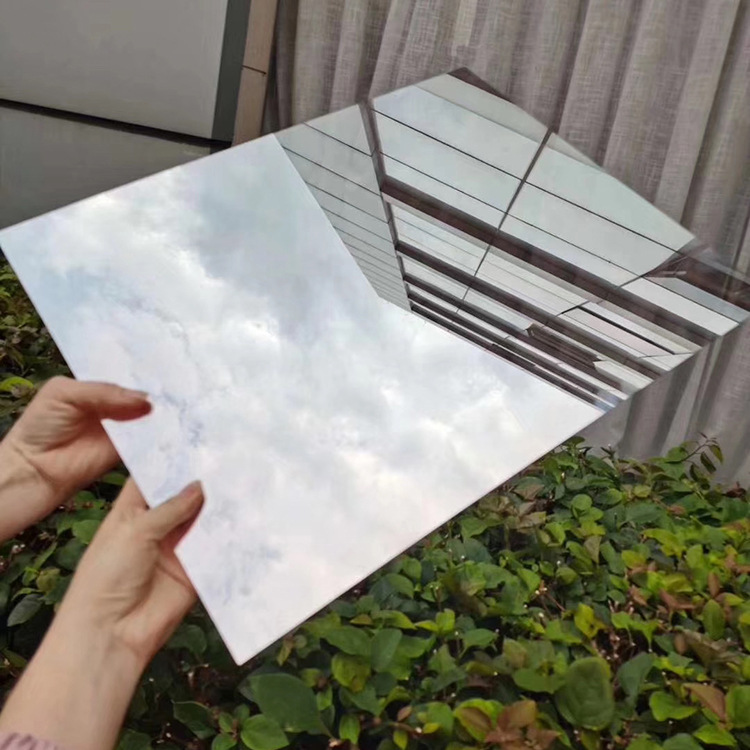 多种透光度可选的镜显玻璃 此款为镀膜透光70%反射30%魔镜玻璃