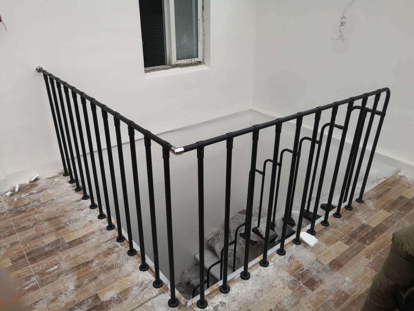 宁波消防简易钢管扶手厂