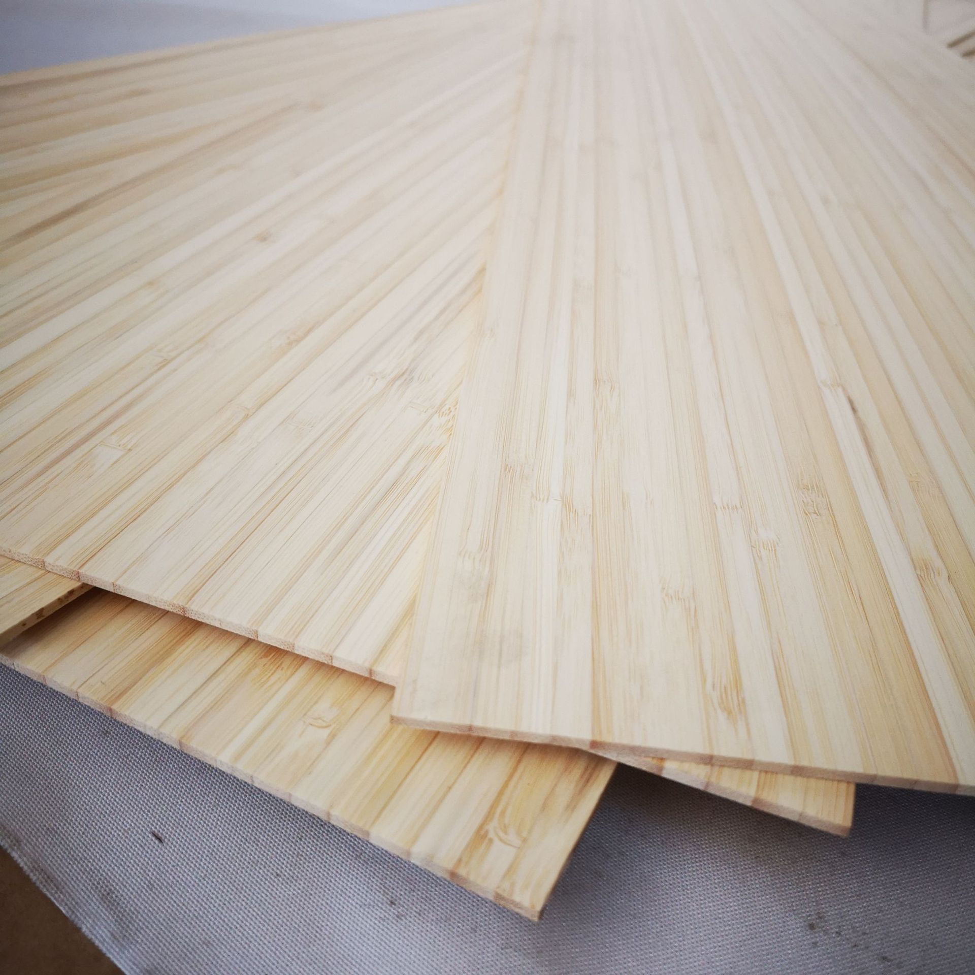 优价批发原色侧压竹薄板上色好不易变形竹片可激光雕刻切割竹板