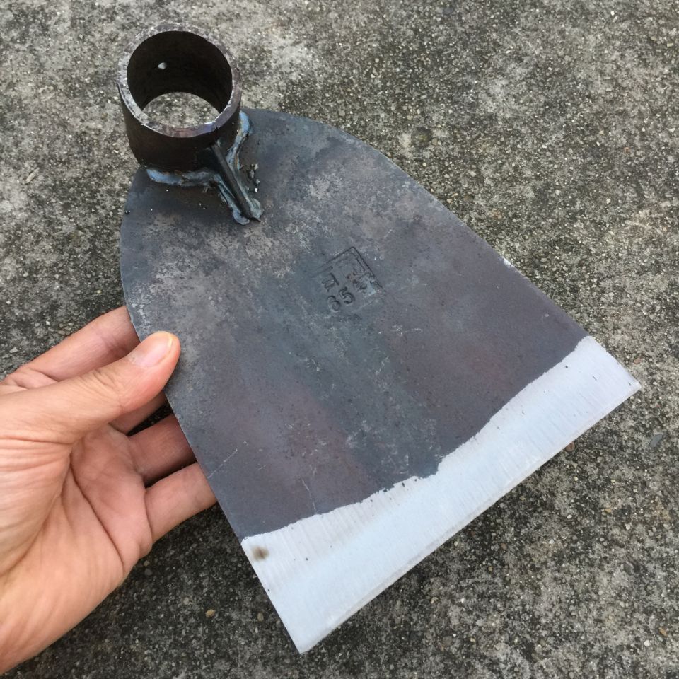 加厚锰钢锄头钢板锄碳钢锄弹簧钢板锄条锄锻打锄地除草锄灰锄钢锄