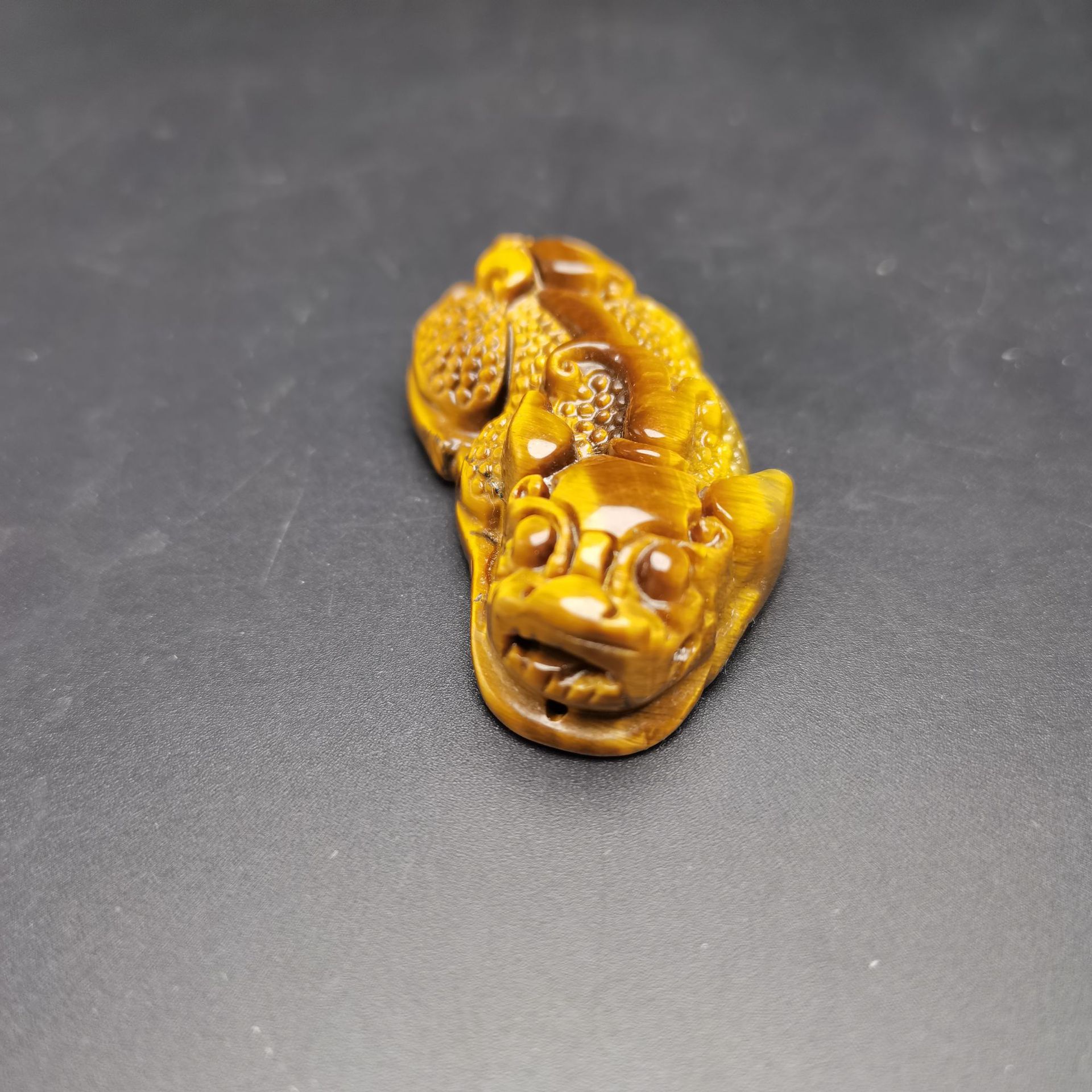 虎眼石貔貅正品新款虎睛石貔貅挂件霸气招财貔貅挂件