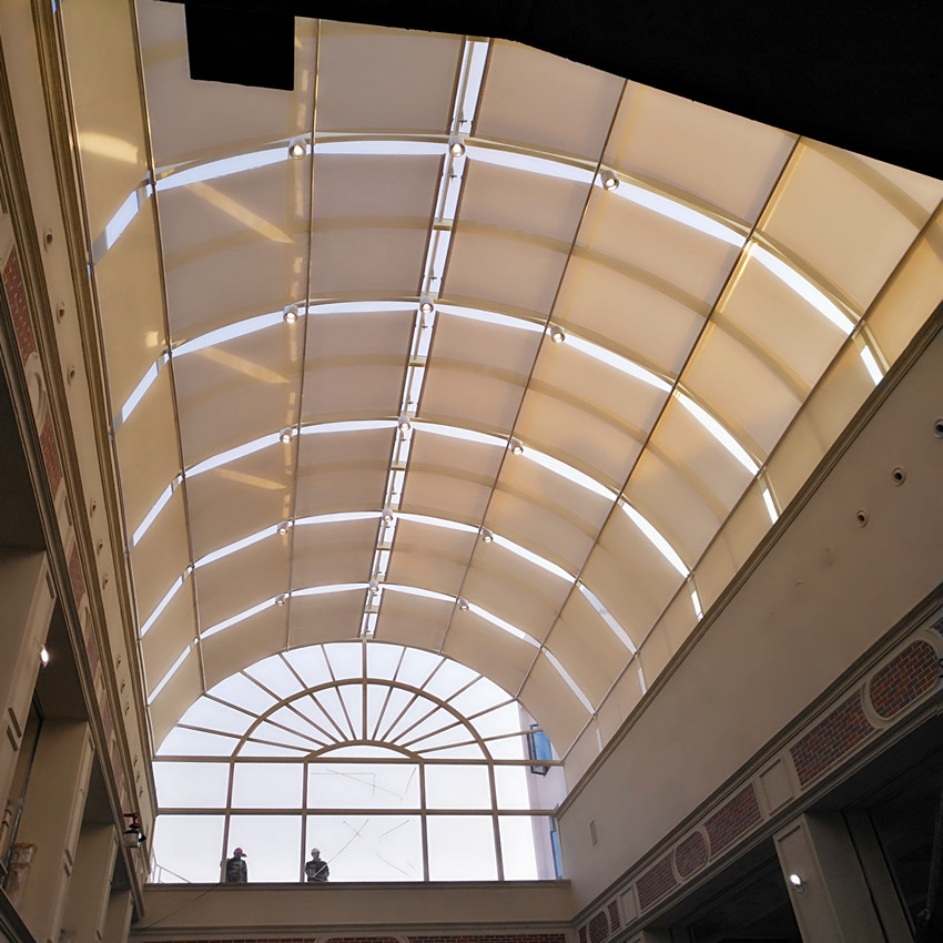 批发商场电动遮阳帘阻燃fss天棚帘加工定做型号齐全量大上门安装