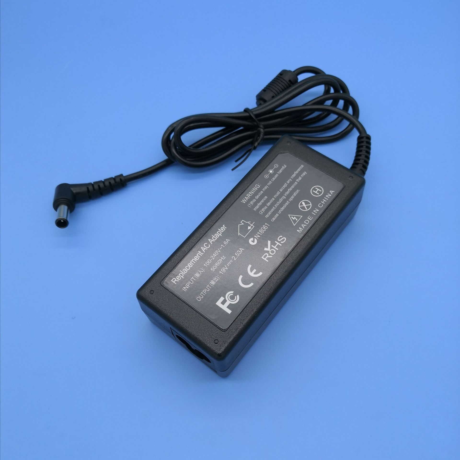 适用samsung三星lg液晶显示器电源适配器19v2.53a48w接口6.5*4.