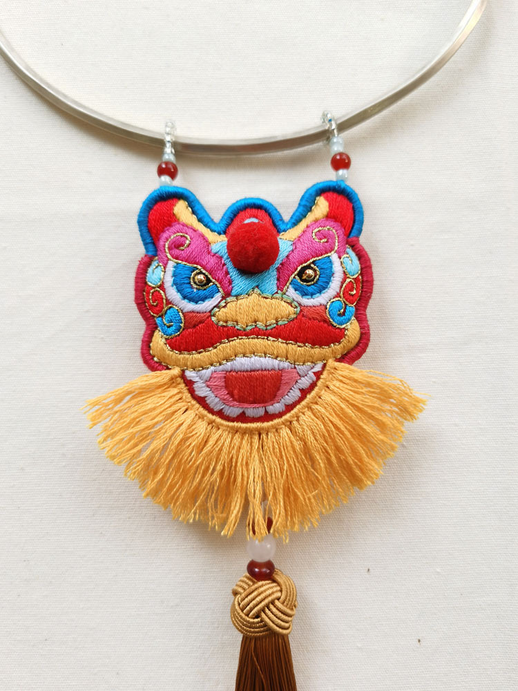 纯手工刺绣项圈 【醒狮】刺绣项圈 民族风项圈 跨境礼品送外国人
