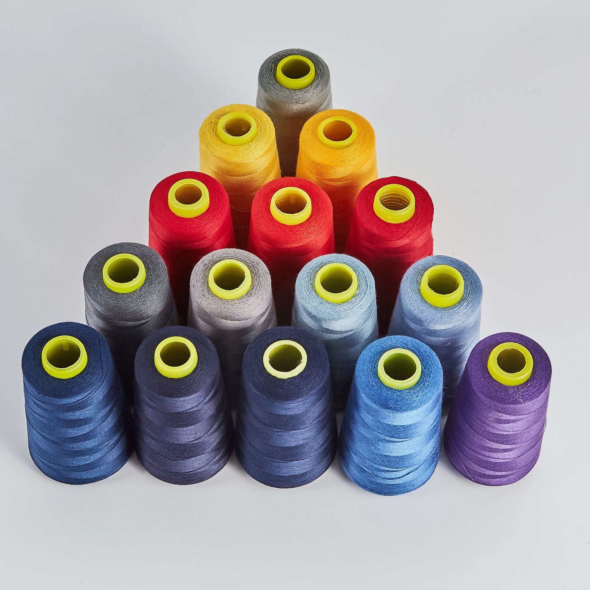 奥升牌 3000码  各色 无结高速 402拷边线 涤纶线 针织线  缝纫线